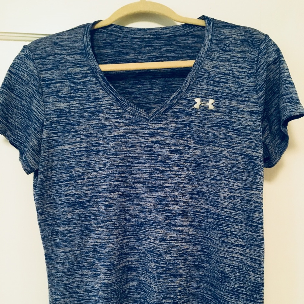 Under Armour XL navy & gray tee
